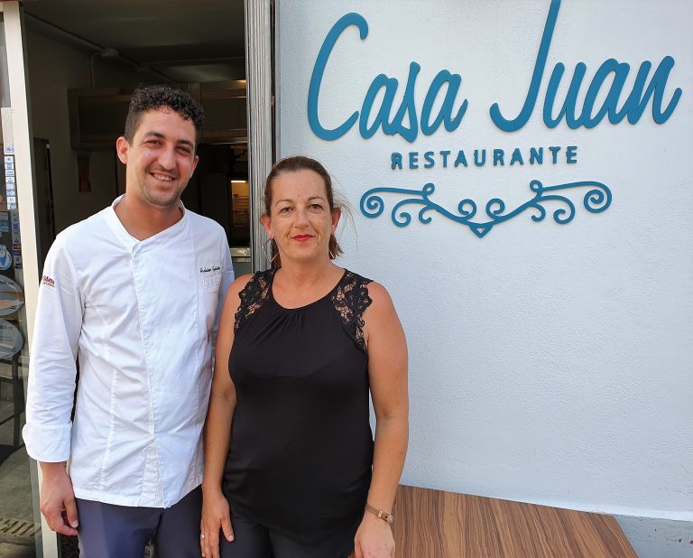 Arabisén y Lorena. Casa Juan. La Restinga. El Hierro (Islas Canarias). Foto: Xavier Agulló.