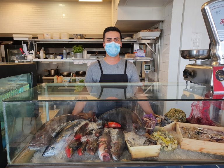 Carlos Mesa. Restaurante Muelle Viejo. Alcalá. Guía de Isora. Tenerife (Islas Canarias). Foto: Xavier Agulló.